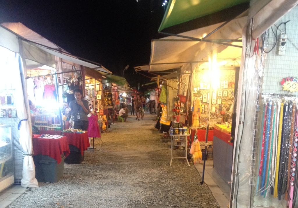 ночной рынок на джомтьене